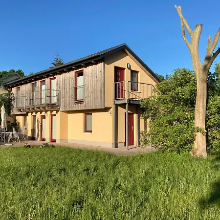 Oasee Apartment